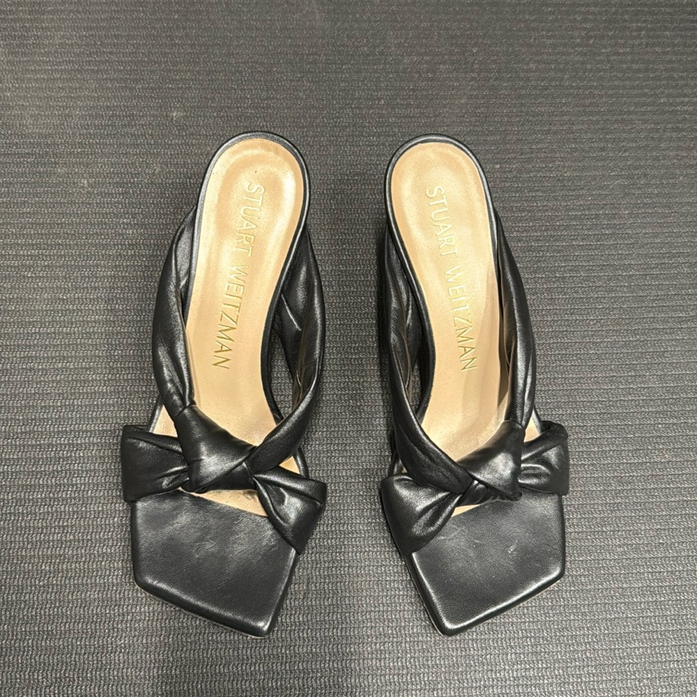 STUART WEITZMAN